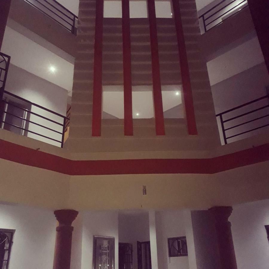 Residence L'Escale Equipements Moderne Бамако Екстериор снимка